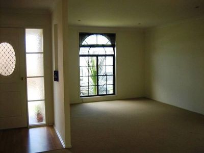 18 Hicks Terrace, Shell Cove