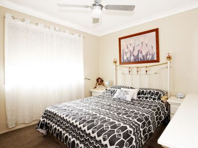 2 Eleanor Road, Oak Flats