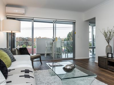 9/3 Liege Street, Woodlands