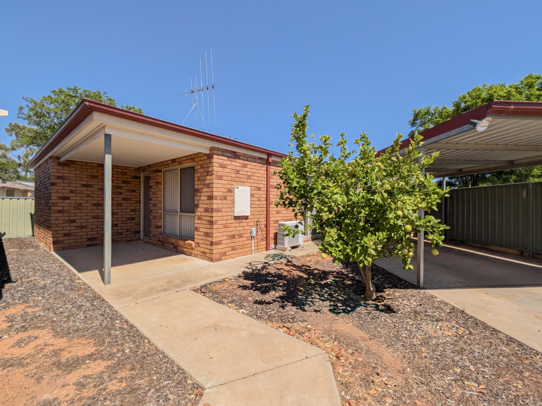 2 / 10 Brown Street, Swan Hill