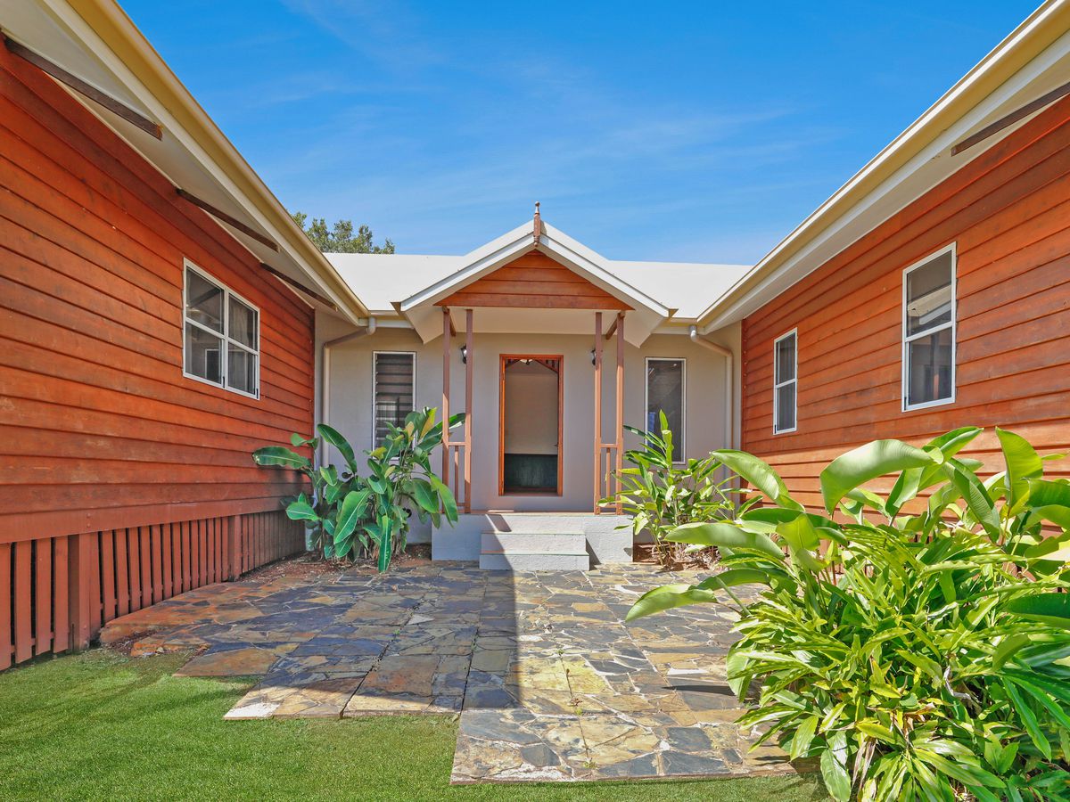 1 Antonia Close, Atherton