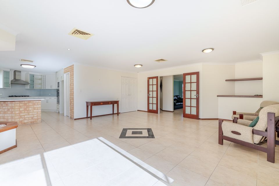 14 KEEL COVE, Waikiki