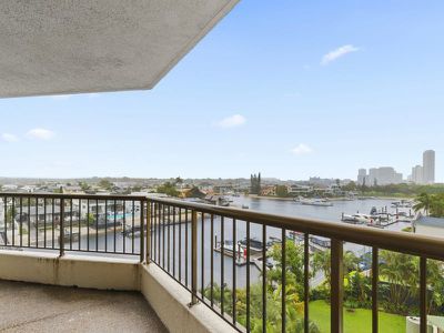 25 / 5 Admiralty Drive, Surfers Paradise