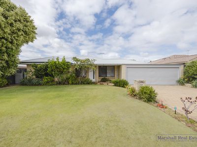 32 Thicket Circuit, Banksia Grove