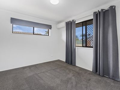 8 Zeeman Street, Rochedale South