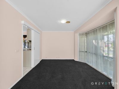 38 Golden Square Crescent, Hoppers Crossing