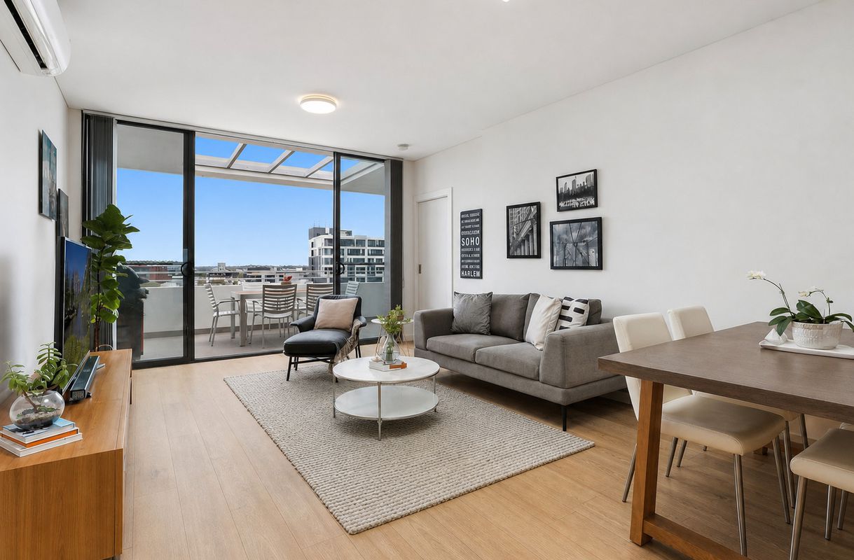 902 / 97 Dalmeny Avenue, Rosebery