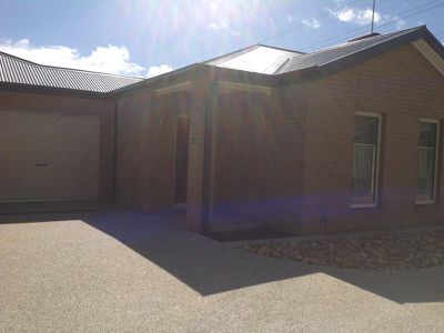 3 / 154 Mathews Road, Lovely Banks