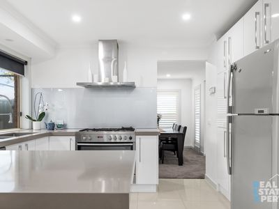 31 Hunt Club Boulevard, Cranbourne East