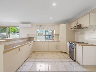 11 Silvertop Street, Hillcrest