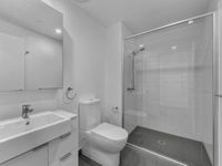 2102 / 10 Trinity Street, Fortitude Valley