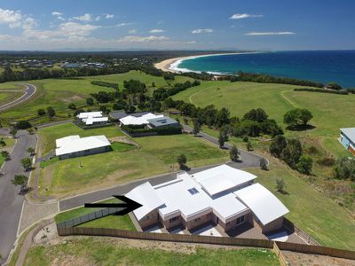 22 Glenelg Crescent, Red Head