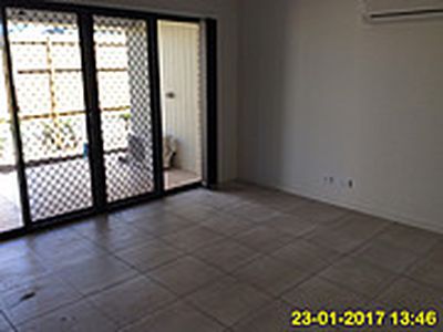 1 / 12 Serengetti Street, Harristown