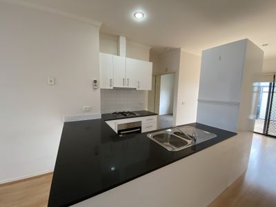 7 / 2-6 Kelly Street, Werribee