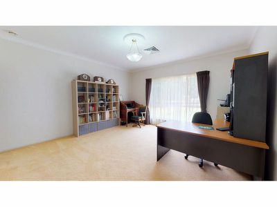4 Chondelle Court, Dubbo