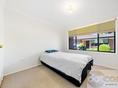 2 / 207 Albany Street, Point Frederick