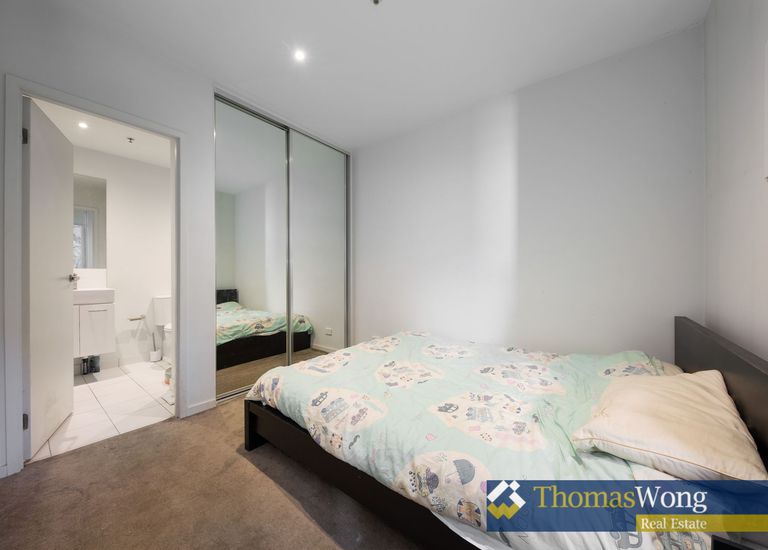 213 / 15-21 Harrow Street, Box Hill