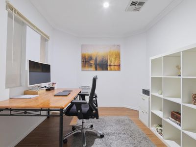 22 Balnaves Place, Mitchelton