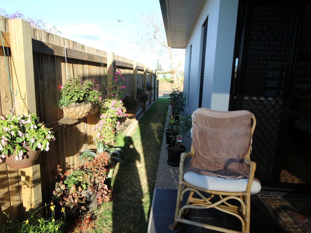 1 / 28 GARGAN LANE, Atherton