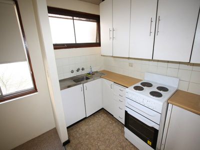 17 / 52 Meadow Crescent, Meadowbank