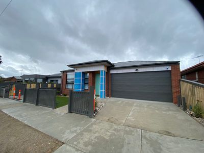 1 / 24 Tallinn Street, Bell Park