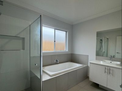 5 Louis Court, Caboolture