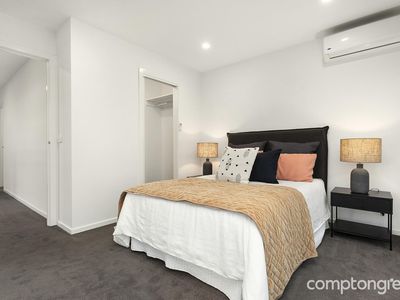 3 / 240 Hyde Street, Yarraville