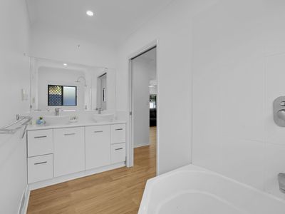 9 Tribulation Close, Kewarra Beach