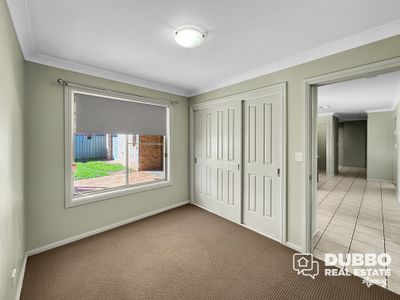 18 Doncaster Avenue, Dubbo