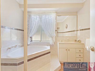 61 Waikiki, Bonnells Bay