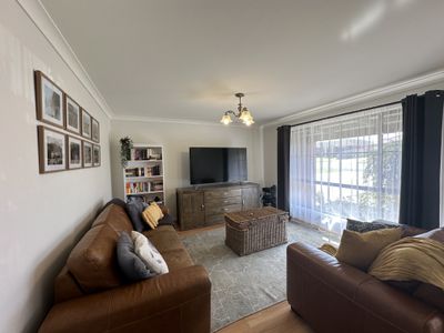 37 Gateway Road, Warrnambool
