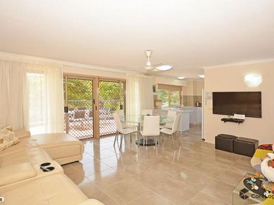 2 / 383 esplanade, Torquay