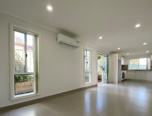 5A Philo Cl, Rosemeadow