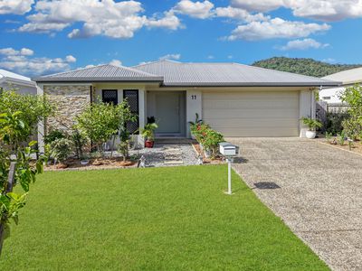 11 Girringun Parade, Mount Peter