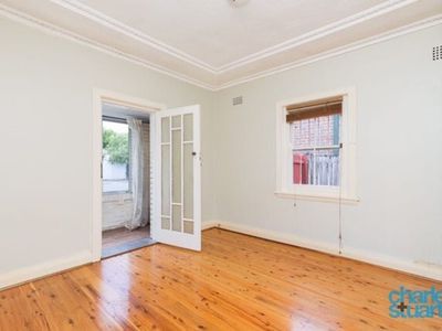 8 Lucy Street, Ashfield