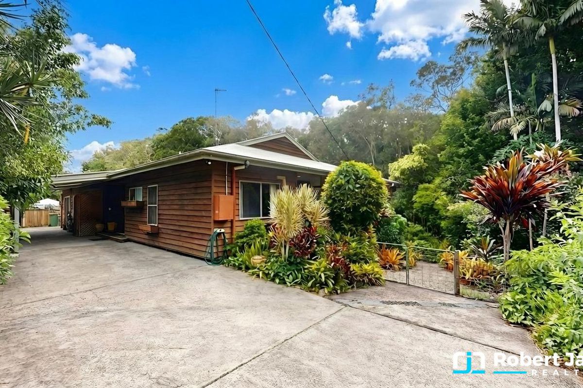 6 Terrens Court, Tewantin