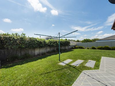 21 BEDOURIE STREET, Dunlop