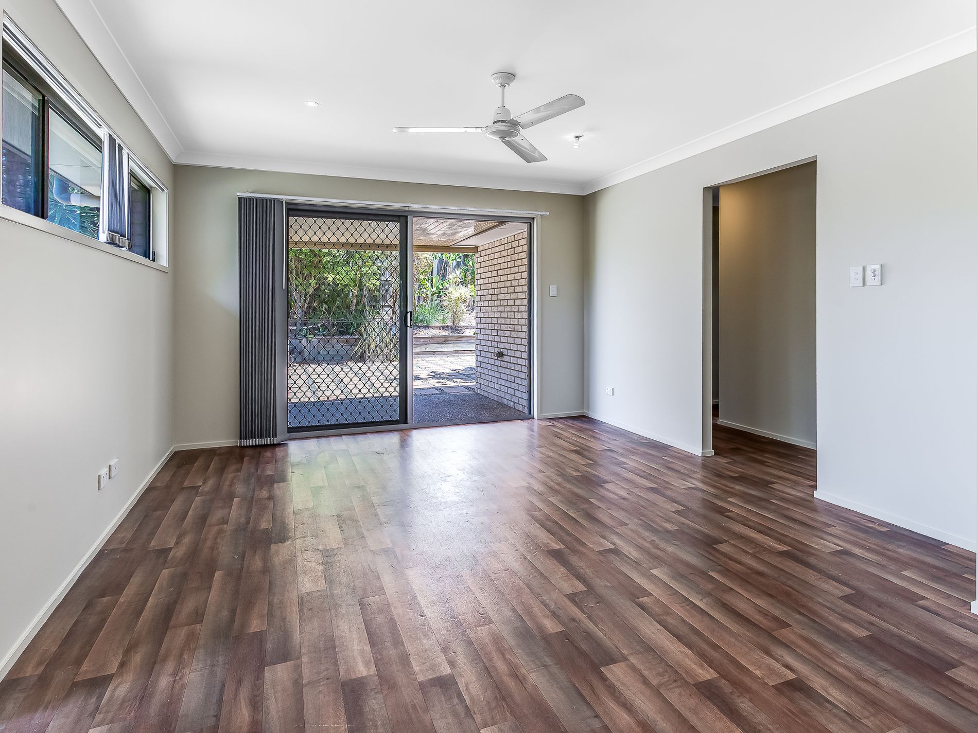 50 Vanilla Av, Griffin