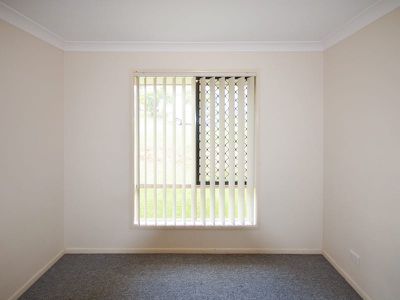 1 Sutherland Crescent, Goodna