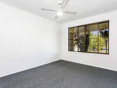 28 Narooma Drive, Ocean Shores