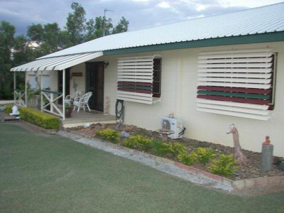 22 Lynd  Highway, Toll