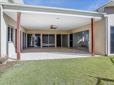 11 Lagoon Court, Murrumba Downs