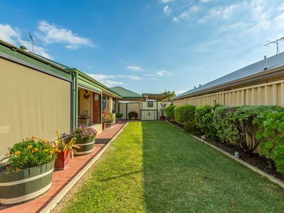 12 Sparrow Crescent, Broadwater