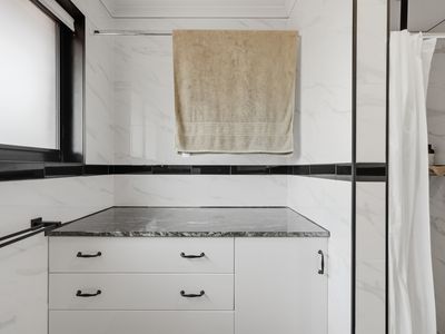 2 / 25 Walkers Avenue, Newnham