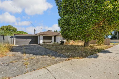 98 Braemore Street, Armadale