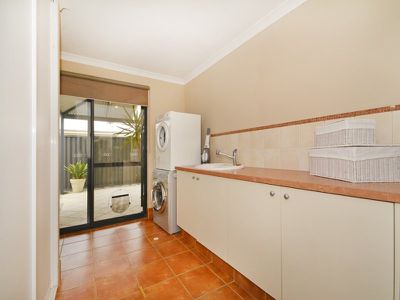 28 Turkich Parade, Aveley