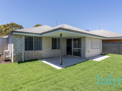 9 Thredbo Drive, Aveley