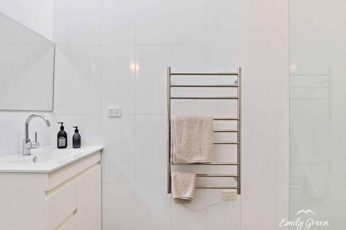 2 / 26 View Street, Sandy Bay