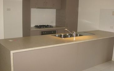 4 / 11 Pakenham Road, Pakenham
