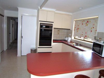 4 Scott Street, White Hills